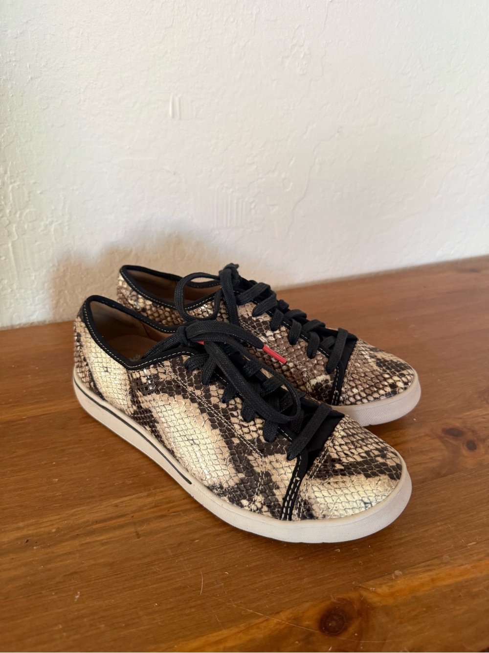 Clarks Snake-Print Low Top Sneakers in Beige and Black